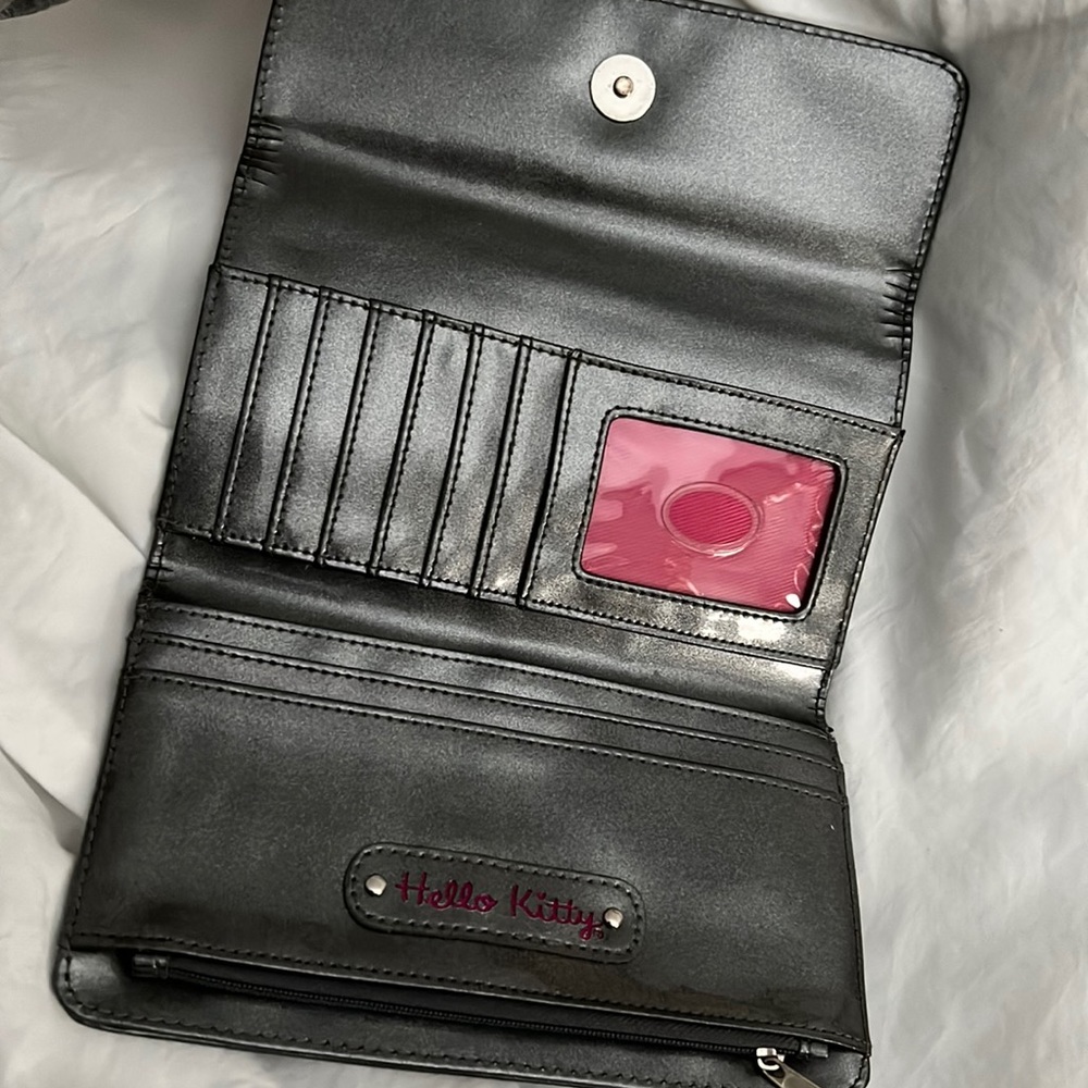 Hello Kitty wallet - Picture 2 of 6